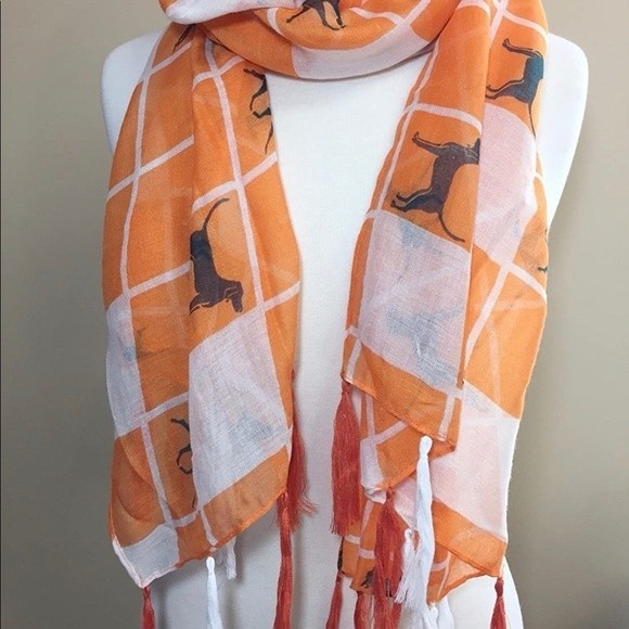 Hound Dog Long Fringe Scarf Tennessee - Picture 5 of 6